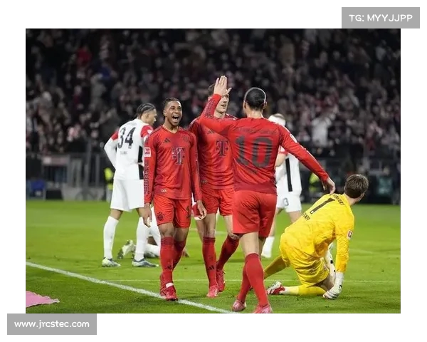 德甲赛场回顾:精彩瞬间与顶级球员的辉煌表现 德甲赛场回顾:精彩瞬间与顶级球员的辉煌表现